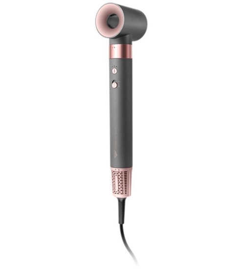 Eta Fenité Exclusive